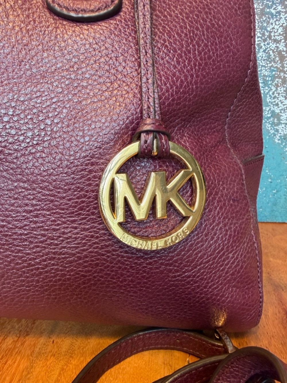 Michael Michael Kors Y2K Pebbled Leather Satchel Crossbody Purple/Gold (GUC) - Picture 8 of 17